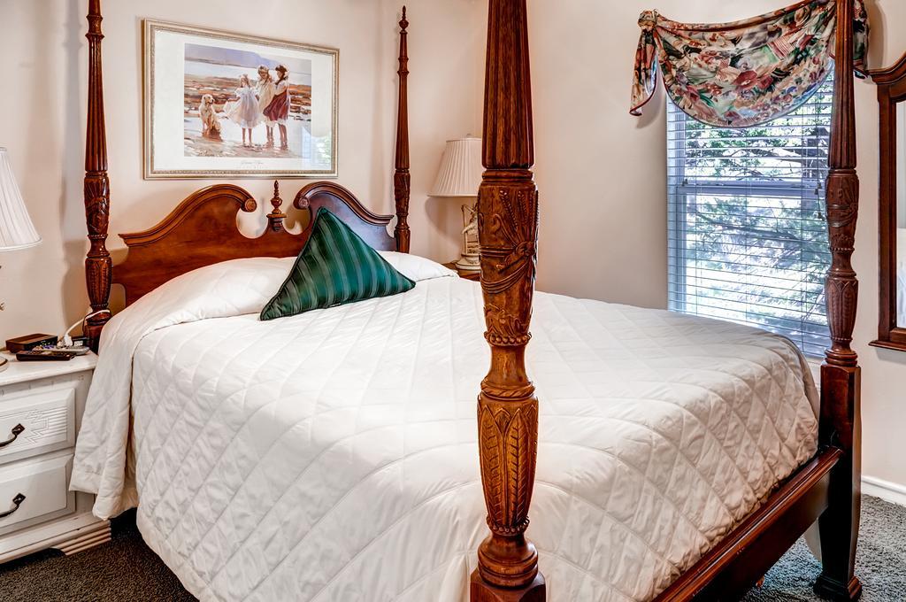 Tnt Hill Country Getaways Hotel Helotes Exterior photo